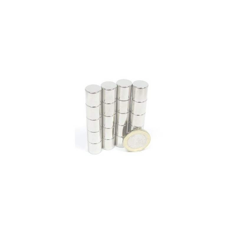 Kiekkomagneetti 12x12mm