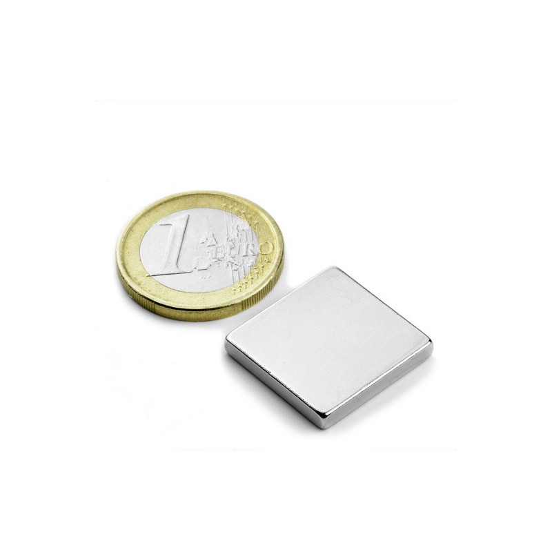 Neliömagneetti  20x20x3mm