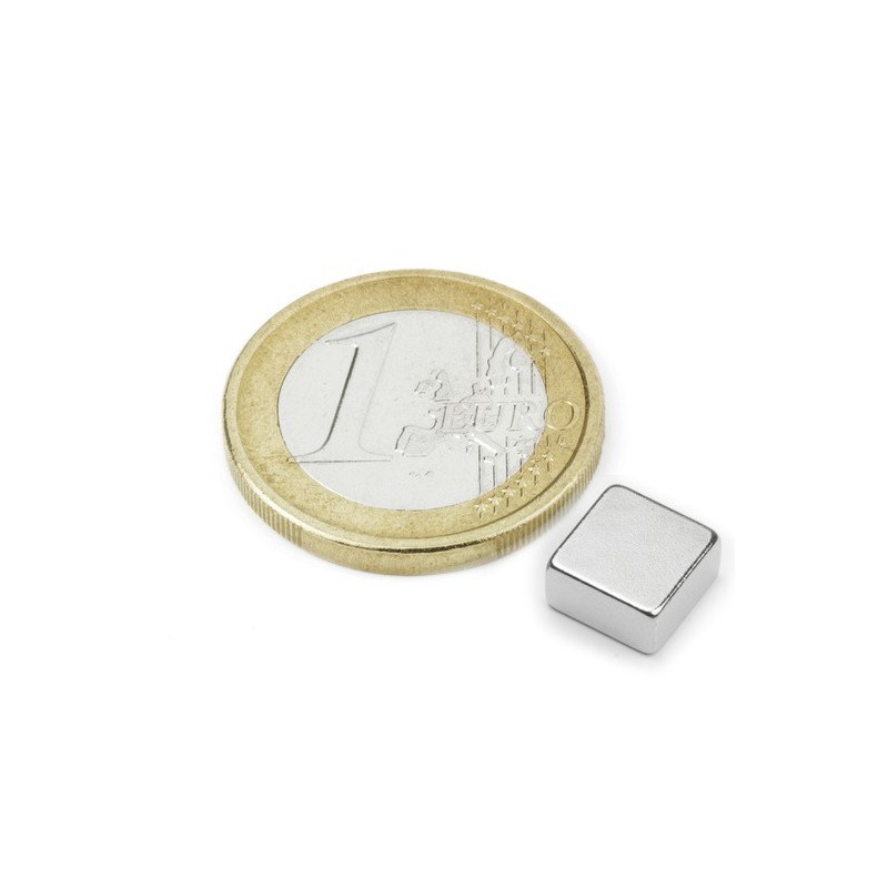 Neliömagneetti 8x8x4mm