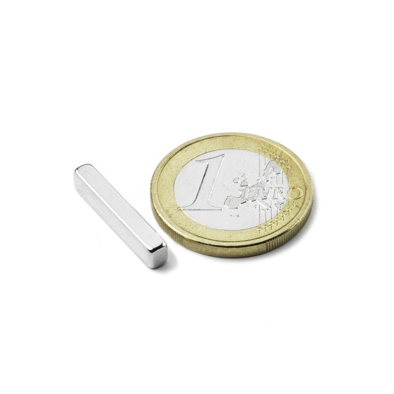 Suorakaidemagneetti 20x4x3mm