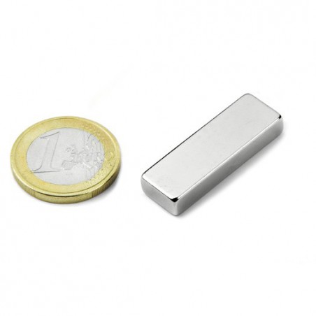 Suorakaidemagneetti 30x10x5mm