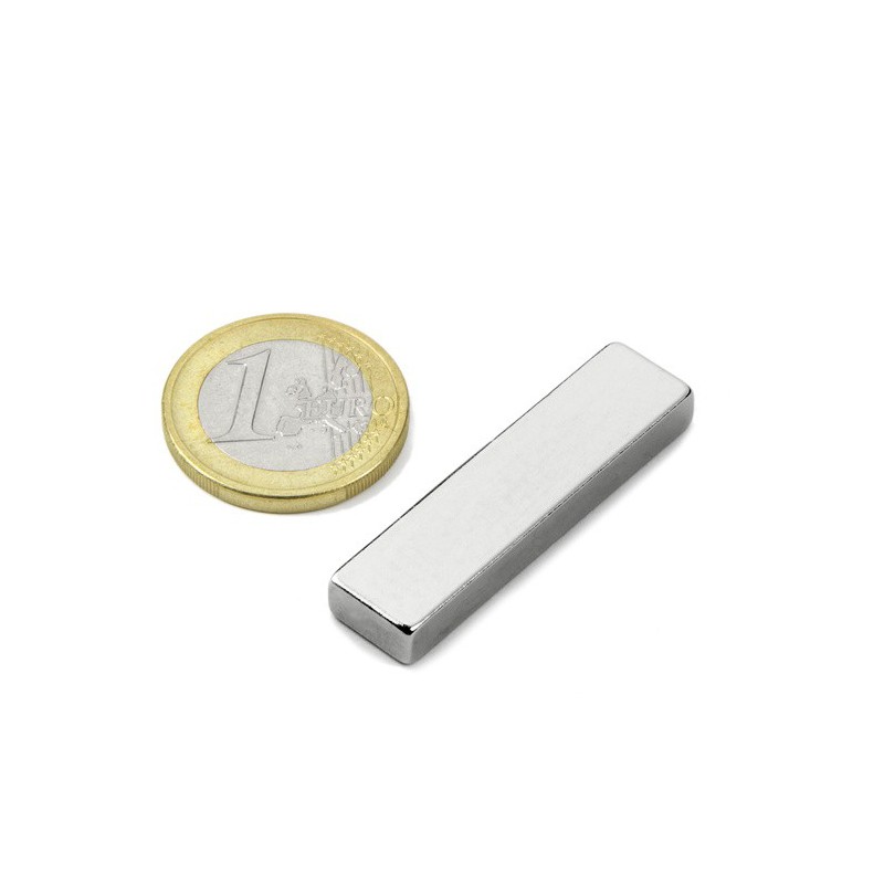Suorakaidemagneetti 40x10x5mm