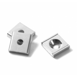 Reiällinen kiinnitysmagneetti 15x15x4mm
