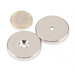 Reiällinen kiekkomagneetti 34x4mm (uppokanta)